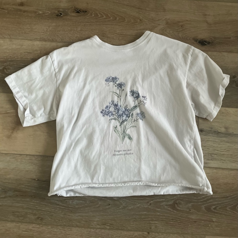 Brandy Melville, white T-shirt with flowers
